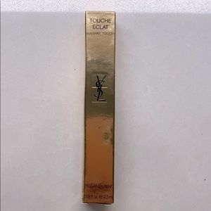 YSL Touché Éclat Radiant Brightening Concealer 2.5